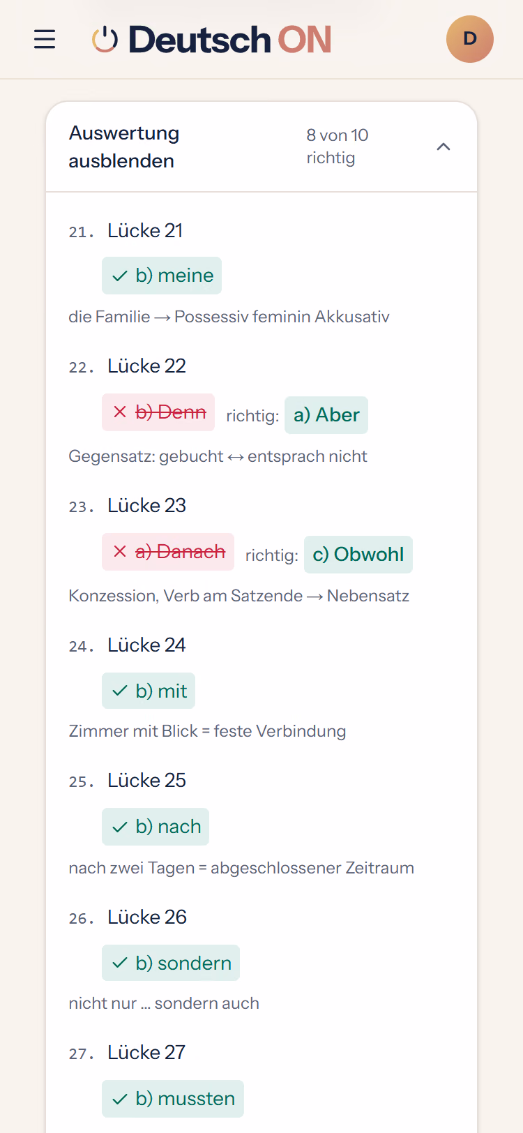 Die Auswertung einer abgegebenen Aufgabe: jede Antwort als richtig oder falsch markiert, neben jeder falschen die richtige Lösung.
